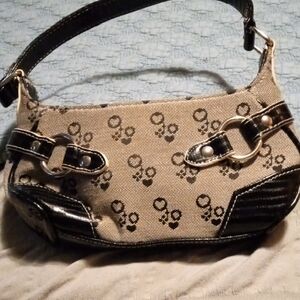 Elegant Black and Tan Shoulder Bag